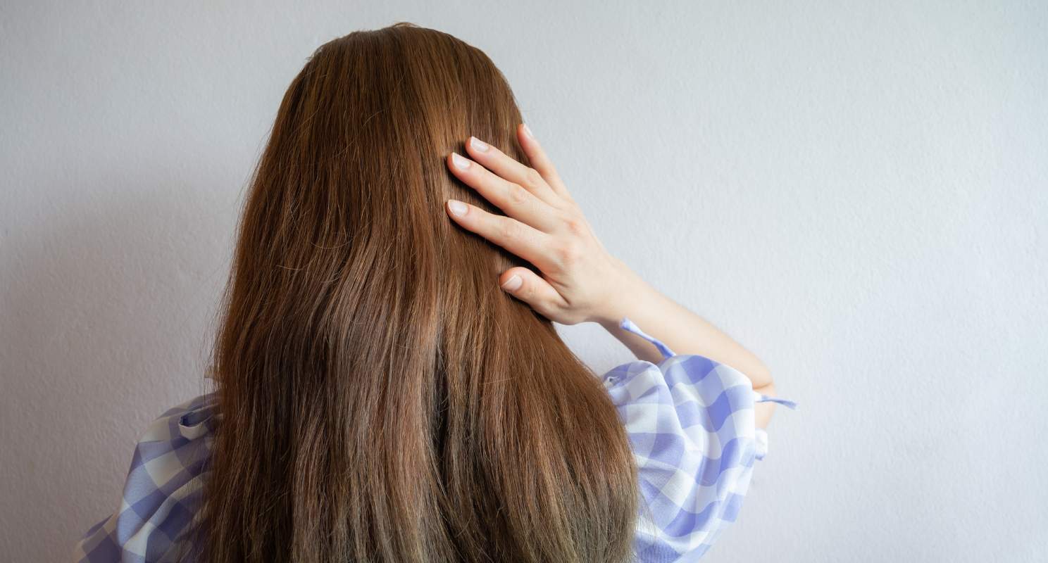 9. Ash Brown Layers With Subtle Waves