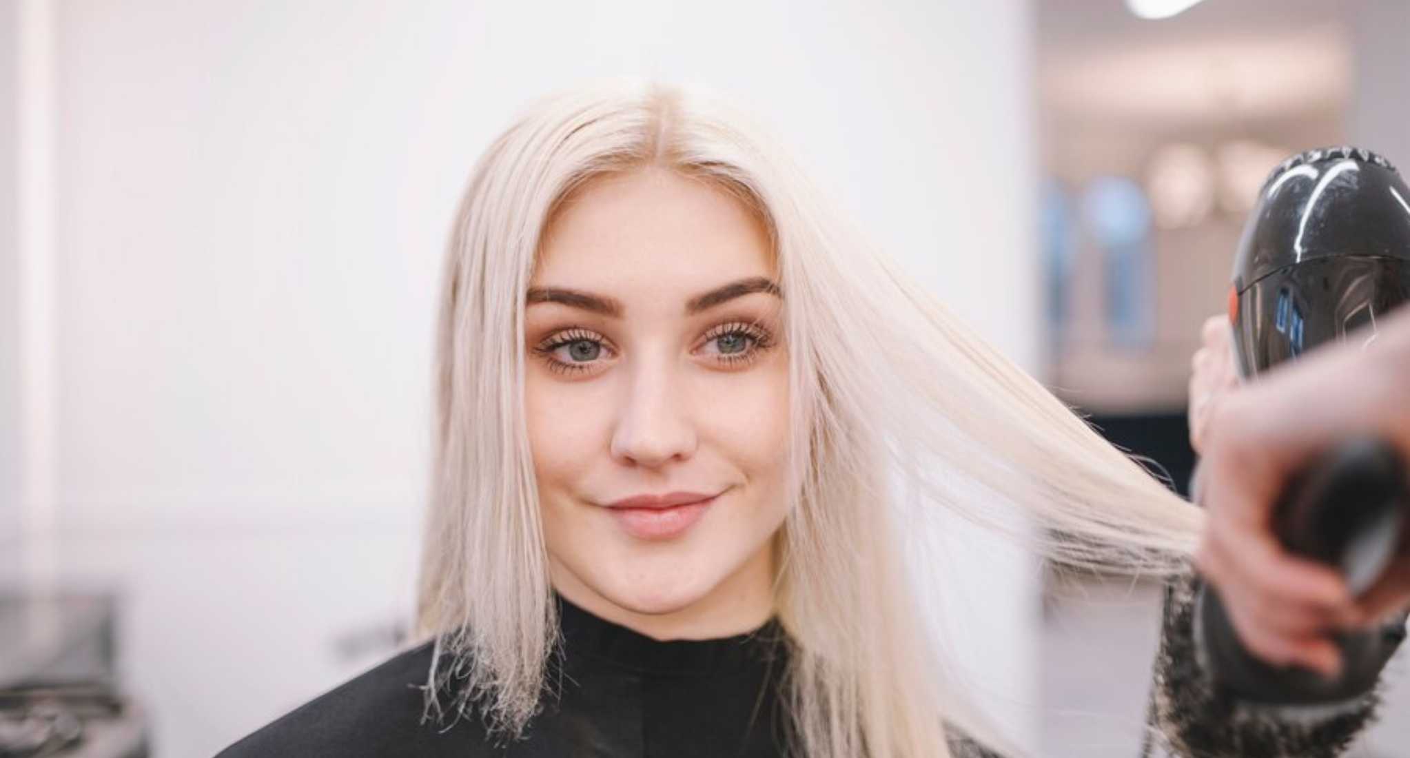 30. Wolf Cut with Blonde Lowlights