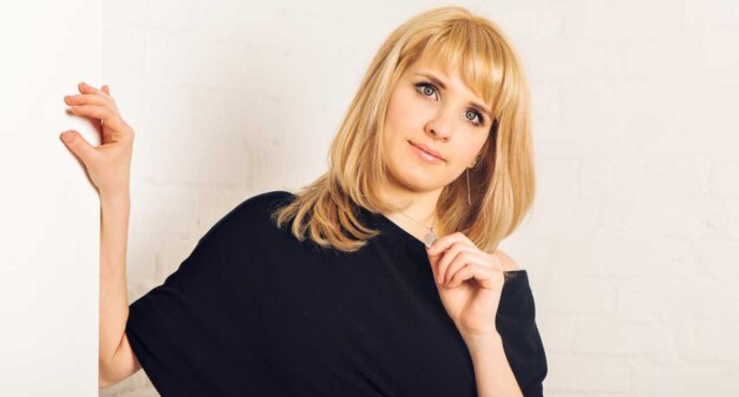 Layered Blonde Bob